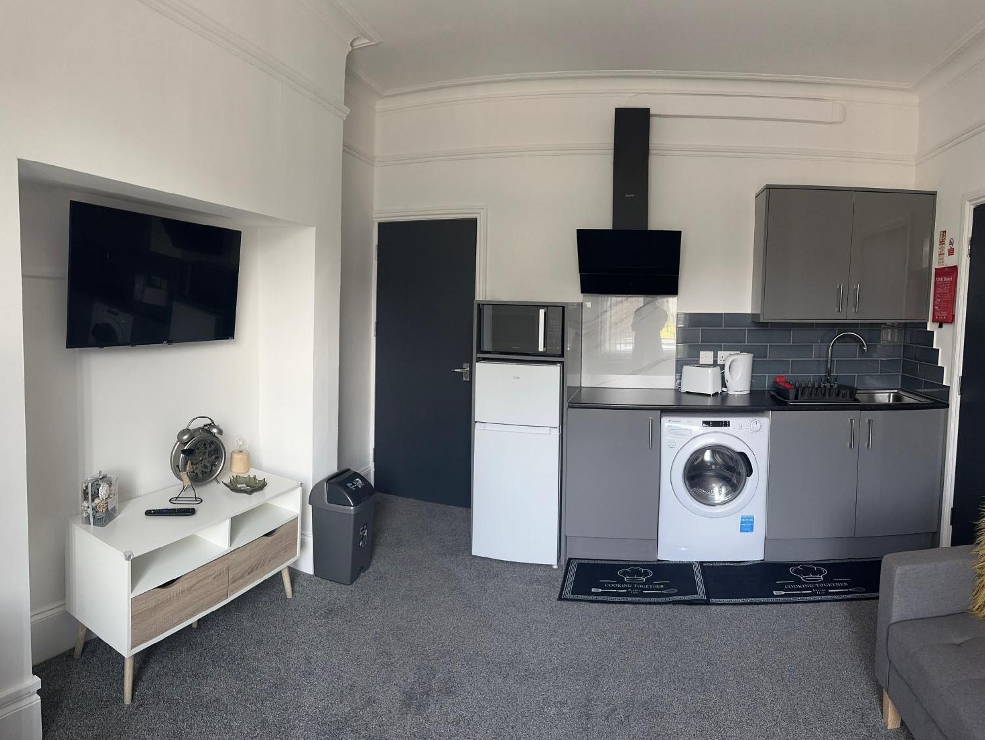 Apartment New 3 Brentford